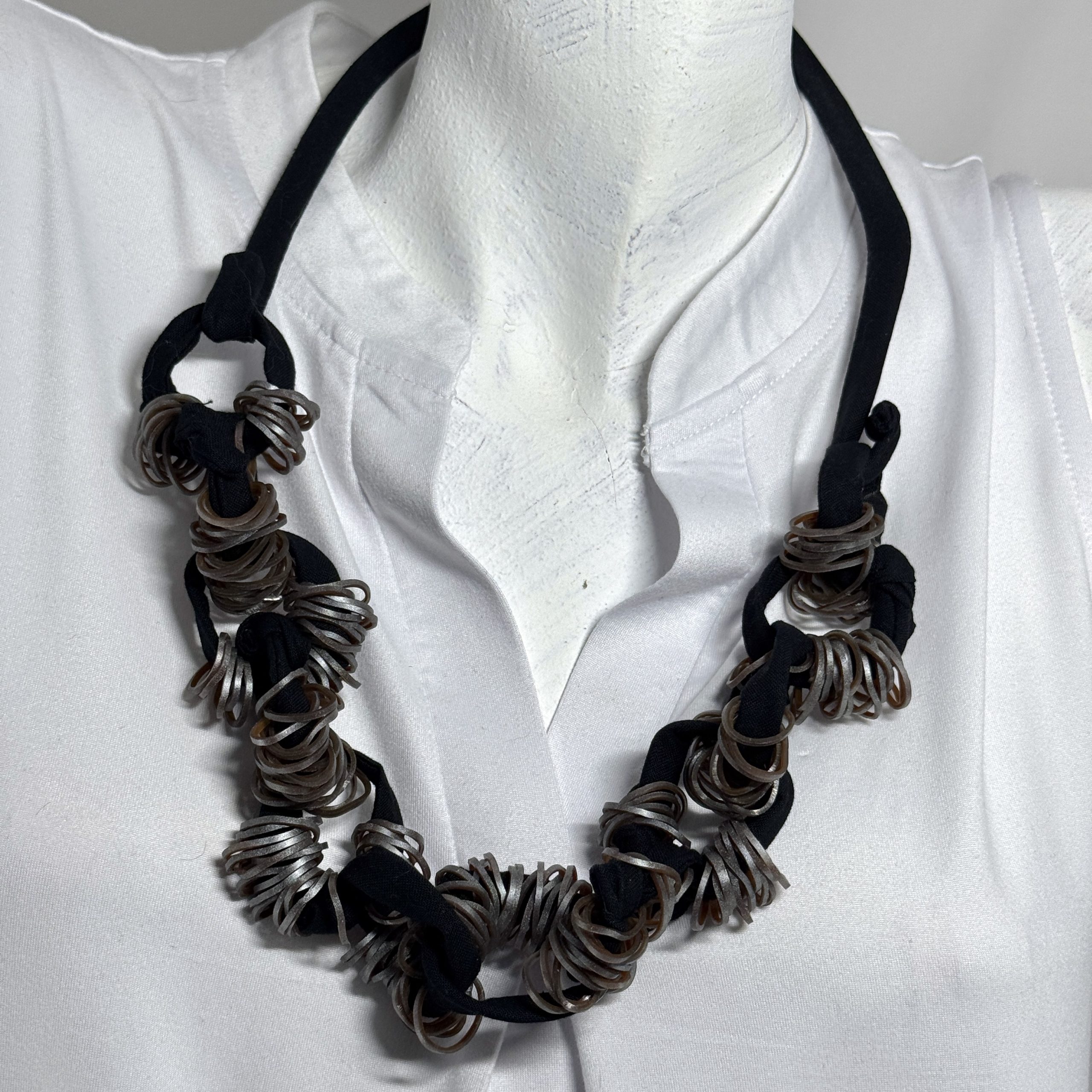 New Loopy Necklace - Image 3